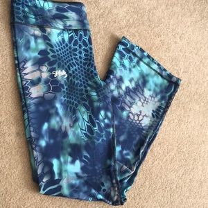 Huk workout/ yoga pants